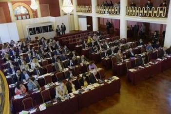 Ejecutivo anula elección directa de parlasurianos en el 2023