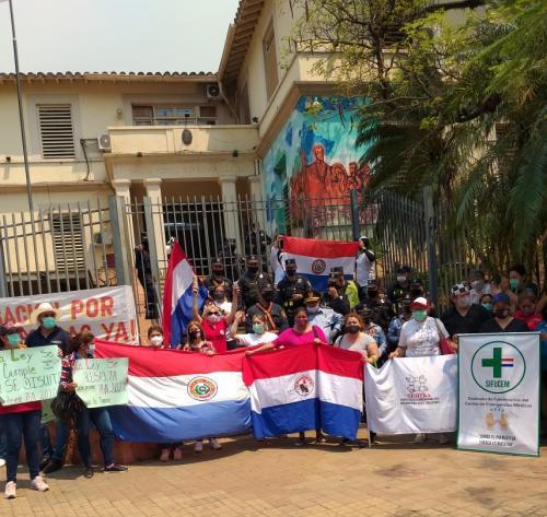 ¡La Salud paraguaya está en crisis!