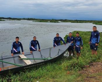 Prefectura de Ayolas en búsqueda de 4 personas desaparecidas en el río Paraná