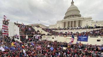 Asalto en Capitolio deja herida a la democracia norteamericana