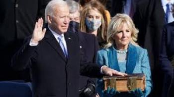 Senador espera que Biden apoye lucha contra lavado de dinero