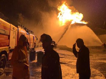 Incendio de tanque de Petropar obliga a evacuar familias