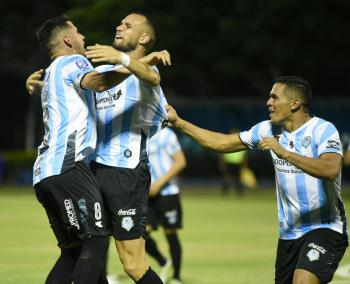 Guaireña FC se hace fuerte en el Apertura
