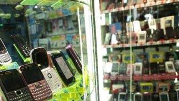 Fiscalía imputó a dueño de local comercial por comprar celular que fue robado a la víctima