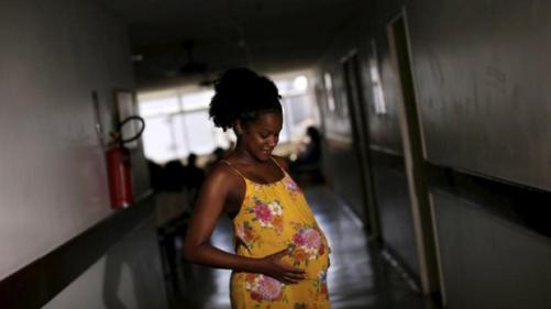 Brasil pide posponer planes de embarazos hasta que amaine la pandemia
