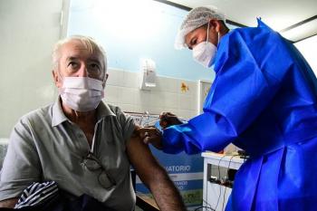 Paraguay registra más de cien mil vacunados contra el coronavirus