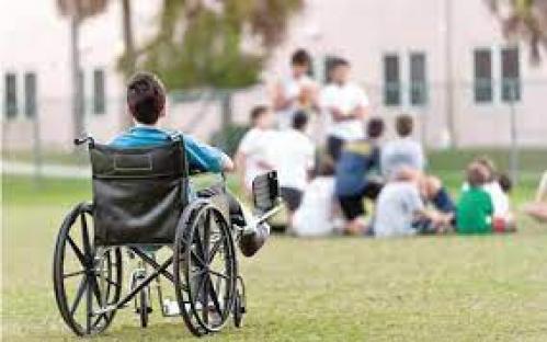 Senado sugiere a Salud priorizar vacunas a personas con discapacidad