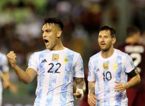 Argentina golea a domicilio ante Venezuela