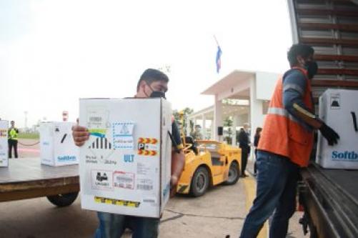 44.460 dosis de Pfizer compradas por Paraguay, llegan al país