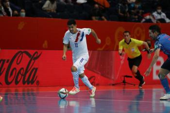 Paraguay triunfa y avanza en el Mundial