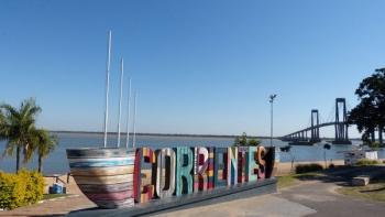 Gobernador de Corrientes presentó protocolo para reapertura de frontera