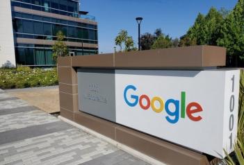 La ley es la ley: Justicia europea aplica multimillonaria multa a Google