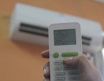 Recomiendan regular temperatura del aireacondicionado para evitar “choque térmico”