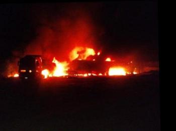 Conductor de camión cisterna muere incinerado tras explosión